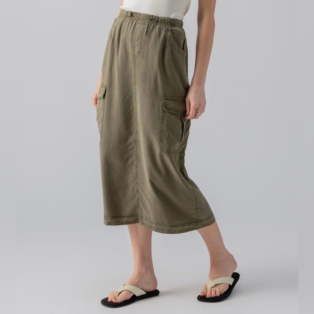 Sanctuary | PARACHUTE SEMI-HIGH RISE SKIRT